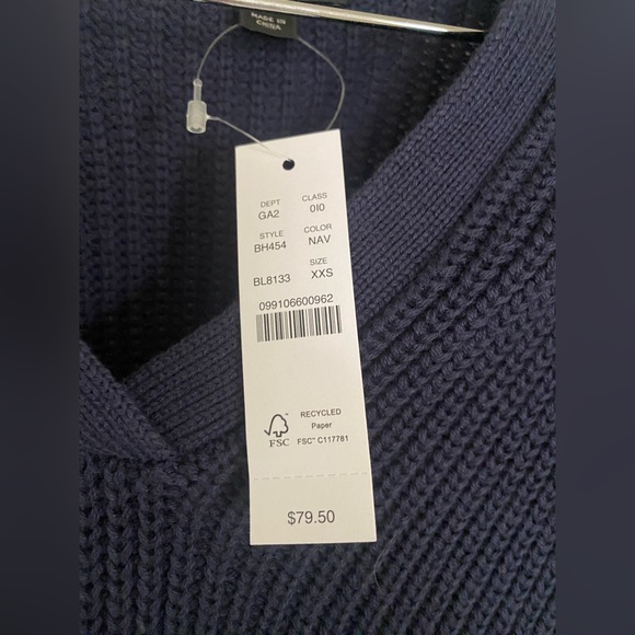 J. Crew V-Neck Pullover-XXS-NWT - Picture 2 of 3